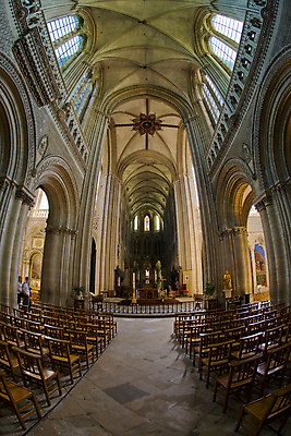 포토 JPG 해외이미지 유럽 여행 고건축 건축양식 실내 사람없음 내부 건물 인테리어 성당 교회 프랑스 사찰 세계여행 역사 시력 기념물 천연기념물 고딕 노르망디 바실리카 서유럽 옛날 해외202004 해외포토 건축물 디자인 건축 나라 종교건축 세계 파일형식 이미지허브