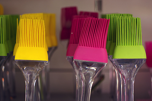 포토 JPG 해외이미지 디저트 사람없음 쿠키 과자 케이크 붓 플라스틱 먹기 페스츄리 해외202004 해외포토 음식 빵 모션 재질 파일형식 이미지허브