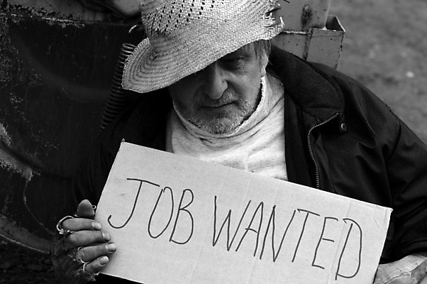 포토 JPG 해외이미지 1 남자 음식 컨셉 비즈니스 수염 거리 피곤 한명 사람 앉기 성인 머리 고통 슬픔 도시 업무 좌절 고독 지저분함 쓰레기 가난 장애인 실업 버리기 배고픔 사인 장면 문제 판지 거지 구걸 소셜 역경 옛날 우울증 진짜 생존 자선단체 해외202004 해외포토 감정 모션 신체부위 작업 감각 그룹 질병 장애 자선 파일형식 이미지허브