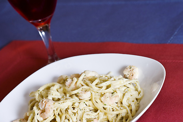 포토 JPG 해외이미지 접시 음식 다이어트 조개 치즈 새우 파스타 건강 마늘 요리 사람없음 식당 식사 저녁식사 흰색 신선 면 뜨거움 먹기 배고픔 날씬함 해산물 내추럴 점심식사 단백질 앙트레 입가심 해외202004 해외포토 식기 컬러 채소 모션 어패류 유제품 서양음식 갑각류 상점 몸매 영양소 파일형식 이미지허브