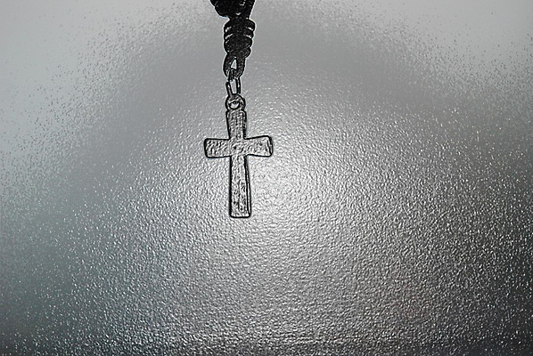 포토 JPG 해외이미지 모양 실루엣 기독교 종교 백그라운드 십자가 밭 자연 날씨 조명 부활절 사람없음 야외 빛 햇빛 교회 일출 믿음 금속 일몰 봄 기도 죽음 예수 심볼 묘사 보케 신성 희생 천국 내추럴 신앙심 해외202004 해외포토 계절 기념일 감정 농업 종교건축 재질 촬영기법 건물 태양 노을 신_종교 생태계 파일형식 이미지허브