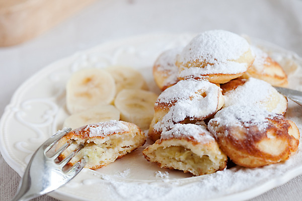 포토 JPG 해외이미지 음식 포크 디저트 바나나 덴마크 사람없음 대접 달콤 설탕 팬케이크 해외202004 해외포토 식기 과일 북유럽 케이크 맛 파일형식 이미지허브