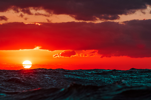 포토 JPG 해외이미지 구름 실루엣 유럽 바다 요트 오렌지 자연 하늘 아침 사랑 풍경 사람없음 야외 빨간색 물 파란색 빛 컬러풀 태양 반사 노란색 일출 보라색 어둠 침묵 일몰 활발 광선 도시 뜨거움 황금 저녁 태평양 진홍색 타운 라트비아 리가 발트해 해외202004 해외포토 주간 자연요소 감정 나라 컬러 컨셉 배_교통 과일 촬영기법 북유럽 노을 소리 야간 생태계 파일형식 이미지허브