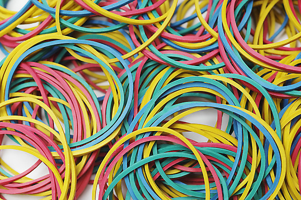 포토 JPG 해외이미지 스튜디오촬영 사람없음 하이앵글 컬러풀 원형 변화 선택 고무 흙더미 해외202004 해외포토 도형 뷰포인트 컬러 컨셉 실내 흙 파일형식 더미 이미지허브