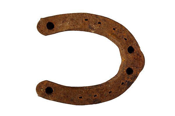 포토 JPG 해외이미지 신발 사람없음 금속 수확 골동품 흰색 행운 심볼 오브젝트 부식 고립 부적 옛날 철강 편자 해외202004 해외포토 컬러 컨셉 농업 재질 말발굽 파일형식 이미지허브