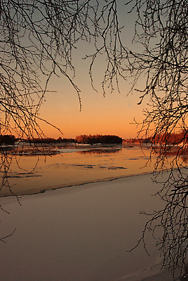 포토 JPG 해외이미지 겨울 오렌지 사람없음 파란색 강 일몰 추위 해외202004 해외포토 계절 컬러 과일 노을 파일형식 이미지허브