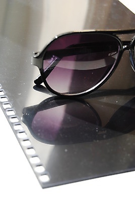 포토 JPG 해외이미지 응시 안경 사람없음 선글라스 해외202004 해외포토 시선 잡화 파일형식 이미지허브