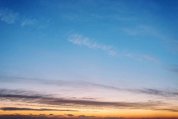 포토 JPG 해외이미지 구름 백그라운드 오렌지 자연 하늘 아침 사람없음 여름 파란색 햇빛 태양 일출 맑음 일몰 봄 새벽 분위기 황금 저녁 천국 수평선 해외202004 해외포토 주간 자연요소 계절 컬러 컨셉 과일 날씨 노을 야간 생태계 파일형식 이미지허브
