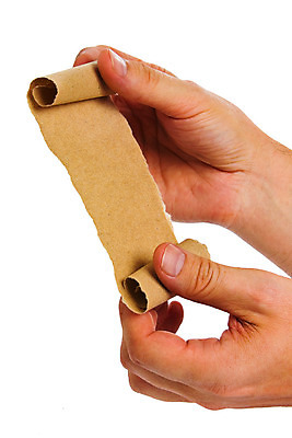 포토 JPG 해외이미지 손 백그라운드 사람없음 쪽지 흰색 메시지 두루마리 편지 sos 고립 해외202004 해외포토 컬러 신체부위 구조요청 파일형식 이미지허브