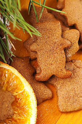 포토 JPG 해외이미지 모양 전통 계절 별 음식 백그라운드 크리스마스 겨울 오렌지 휴가 디저트 새해 건조 사람없음 장식 갈색 쿠키 금속 숟가락 견과류 시골 축하 막대기 황금 달콤 굽기 향신료 오브젝트 준비 반죽 밀가루 아몬드 향 성분 시나몬 커터 핸드메이드 헤이즐넛 해외202004 해외포토 자연요소 기념일 컬러 컨셉 과일 재질 수저 맛 가루 구이 향미료 파일형식 이미지허브