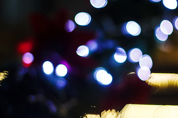 포토 JPG 해외이미지 디자인 백그라운드 크리스마스 패턴 추상 휴가 전등 미술 사람없음 장식 빛 파티 축제 축하 원형 야간 소프트포커스 보케 광 블러 해외202004 해외포토 자연요소 도형 기념일 컨셉 무늬 문화예술 조명 촬영기법 이벤트 파일형식 이미지허브