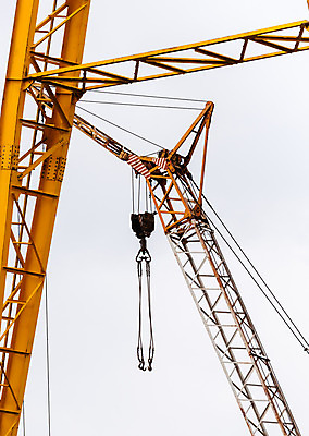 포토 JPG 해외이미지 외관 산업 사람없음 건물 노란색 탑 금속 힘 기계 장비 성장 흰색 공구 도시 큼 엘리베이터 수집 철 오브젝트 기중기 무거움 개발 고립 철강 해외202004 해외포토 건축물 컬러 재질 도구 중장비 무게 크기 파일형식 이미지허브