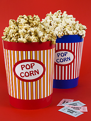 포토 JPG 해외이미지 1 음식 모션 옥수수 이벤트 사람없음 빨간색 세로 파란색 상자 줄무늬 대접 구멍 사발 티켓 달콤 맛 서커스 컨테이너 영화관 극장 입장 양동이 필름 영화 오브젝트 쿠폰 알맹이 쇼 팝콘 소금 담배꽁초 버터 통과 고립 짠맛 팝 해외202004 해외포토 산업 컬러 컨셉 무늬 문화예술 곡류 담배 사기그릇 파일형식 이미지허브