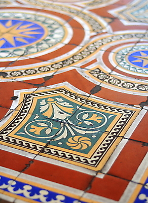 포토 JPG 해외이미지 모양 전통 디자인 유럽 여행 백그라운드 패턴 건축양식 바닥 주택 미술 사람없음 건물 장식 손상 수확 골동품 시골 도자기 화려 역사 재산 고급 빌라 맨션 타일 묘사 박물관 복고 정사각형 모자이크 옛날 핸드메이드 해외202004 해외포토 도형 건축물 건축 나라 컨셉 무늬 농업 문화예술 금융 파일형식 이미지허브