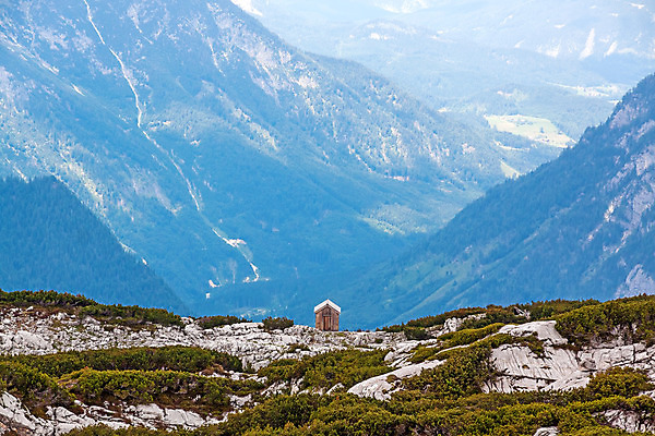 포토 JPG 해외이미지 나무 유럽 자연 휴가 산 풍경 사람없음 야외 초록색 계곡 등산 하이킹 오스트리아 숲 오두막 시골집 알프스 지역 암초 내추럴 판잣집 해외202004 해외포토 식물 나라 컬러 레저 주택 트래킹 생태계 파일형식 이미지허브