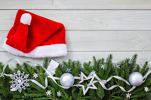 포토 JPG 해외이미지 나무 디자인 계절 별 리본 백그라운드 크리스마스 겨울 공 탁자 추상 휴가 새해 프레임 선물 사람없음 목재 장식 초록색 빛 산타클로스 축제 공백 회색 장식볼 수확 흰색 나뭇가지 축하 인사 소나무 신용카드 눈송이 널 은색 연도 복고 전나무 캡모자 프로방스 카피스페이스 클라우스 해외202004 해외포토 자연요소 식물 모자_잡화 기념일 컬러 가구 컨셉 무늬 농업 재료 눈_날씨 금융 예절 파일형식 이미지허브