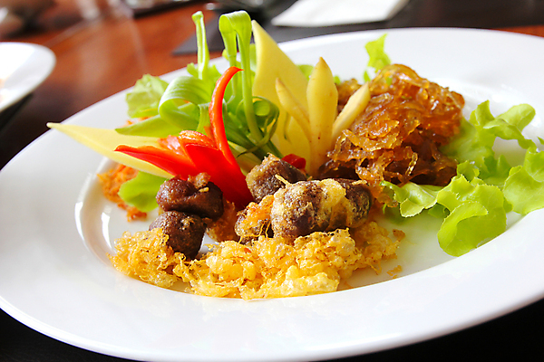 포토 JPG 해외이미지 전통 접시 음식 채소 태국 고추 밥 건강 돼지고기 요리 동양인 사람없음 물 주방 얼음 추위 튀김 고명 사발 달콤 시원함 허브 아로마 깊이 스타일링 옛날 정리함 스타일 해외202004 해외포토 자연요소 식물 식기 아시아 육류 인종 사기그릇 맛 파일형식 이미지허브