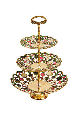 포토 JPG 해외이미지 전통 접시 디자인 문화 백그라운드 패턴 아파트 주택 쟁반 미술 사람없음 옆모습 장식 갈색 검은색 침묵 봄 줄무늬 흰색 화려 우아함 오브젝트 청동 고립 스타일 해외202004 해외포토 식기 계절 뷰포인트 컬러 컨셉 무늬 문화예술 건물 소리 파일형식 이미지허브