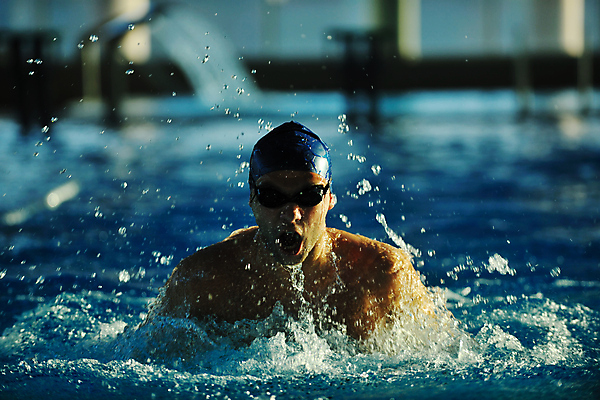 포토 JPG 해외이미지 백인 남자 수영복 스포츠 수영장 한명 상반신 성인 앞모습 물 운동 수영 수영선수 성인남자한명만 해외202004 해외포토 자연요소 서양인 1 옷 뷰포인트 운동선수 건강 사람 수상스포츠 남자한명만 성인남자만 파일형식 이미지허브