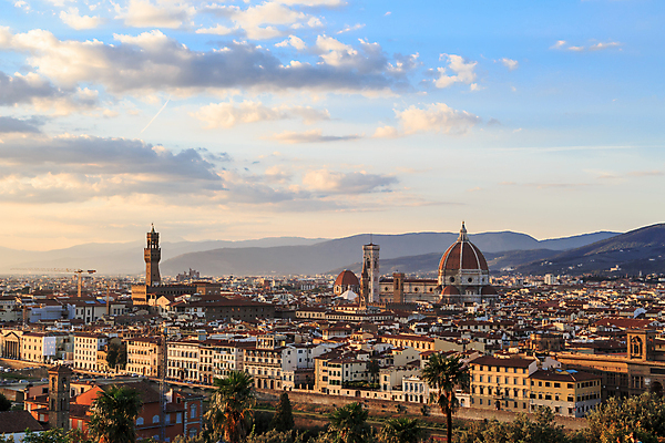 포토 JPG 해외이미지 구름 유럽 건축양식 아침 산 사람없음 건물 도시풍경 햇빛 일출 환경 황혼 일몰 이탈리아 새벽 블록 도시 역사 저녁 언덕 타운 리빙 고딕 구시가지 로마네스크 로마인 르네상스 수평선 해외202004 해외포토 주간 자연요소 건축물 건축 나라 인종 풍경 태양 노을 야간 파일형식 이미지허브