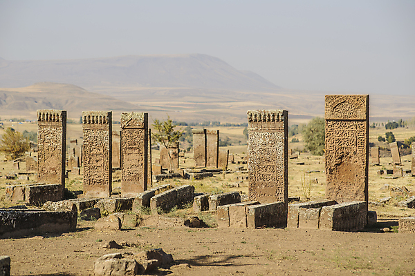 포토 JPG 해외이미지 구름 건축물 종교 전통문화 여행 사람없음 야외 가로 초록색 파란색 컬러풀 맑음 바위 죽음 무덤 화려 영혼 역사 이슬람교 묘사 칠면조 천연기념물 명승지 옛날 해외202004 해외포토 자연요소 전통 건축 문화 컬러 컨셉 조류 날씨 풍경 돌_바위 파일형식 이미지허브