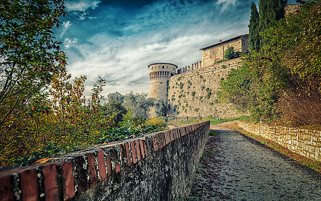 포토 JPG 해외이미지 흑백 사람없음 탑 이탈리아 성 중세 역사 해외202004 해외포토 건축물 유럽 촬영기법 파일형식 이미지허브