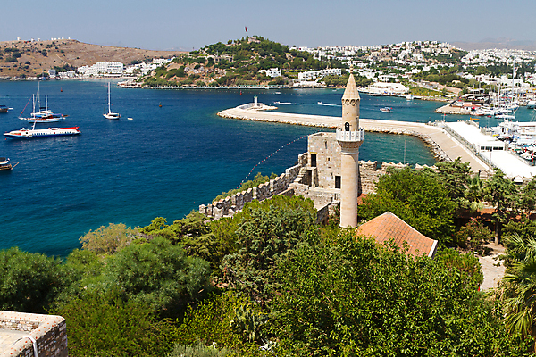 포토 JPG 해외이미지 나무 바다 여행 요트 건축양식 휴가 주택 항해 사람없음 야외 건물 물 여름 파란색 도시풍경 항구 흰색 도시 만 보트 지중해 언덕 방파제 모스크 포트 타운 칠면조 두더지 터키석 해외202004 튀르키예 해외포토 자연요소 식물 건축물 계절 공공시설 건축 아시아 컬러 배_교통 교통시설 조류 풍경 이슬람교 보석 파일형식 이미지허브