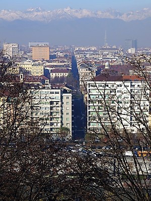 포토 JPG 해외이미지 파노라마 풍경 사람없음 이탈리아 도시 센터 언덕 타운 스카이라인 산기슭 두더지 피에몬테 해외202004 해외포토 유럽 산 촬영기법 파일형식 이미지허브