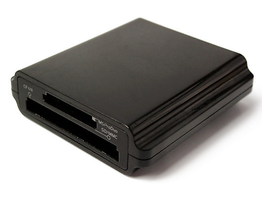 포토 JPG 해외이미지 사람없음 컴퓨터 검은색 자료 흰색 신용카드 휴대용 오브젝트 수납 고립 해외202004 해외포토 컬러 금융 전자제품 파일형식 이미지허브