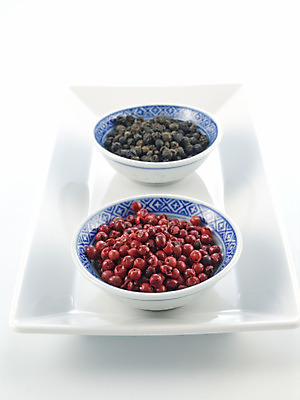 포토 JPG 해외이미지 음식 건조 요리 씨앗 사람없음 검은색 맛 낟알 먹기 향신료 오브젝트 유기농 매움 향 후추 고립 해외202004 해외포토 식물 웰빙 컬러 컨셉 모션 향미료 파일형식 이미지허브