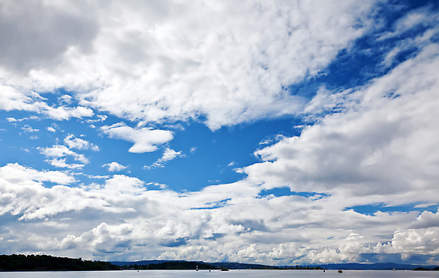 포토 JPG 해외이미지 구름 호수 여행 자연 하늘 산 노르웨이 풍경 사람없음 야외 물 시골 만 북쪽 스칸디나비아 옛날 해외202004 해외포토 자연요소 유럽 방향 생태계 파일형식 이미지허브