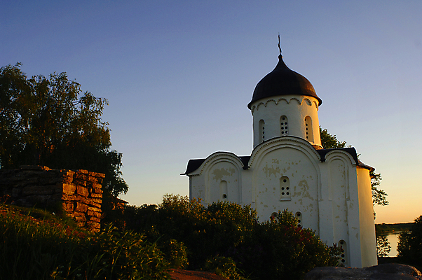 포토 JPG 해외이미지 나무 구름 전통 기독교 종교 문화 건축양식 모션 하늘 사람없음 건물 파란색 교회 믿음 바위 흰색 사찰 역사 러시아 신성 천연기념물 러시아인 옛날 전설 해외202004 해외포토 자연요소 서양인 식물 건축물 건축 감정 유럽 컬러 종교건축 돌_바위 파일형식 이미지허브