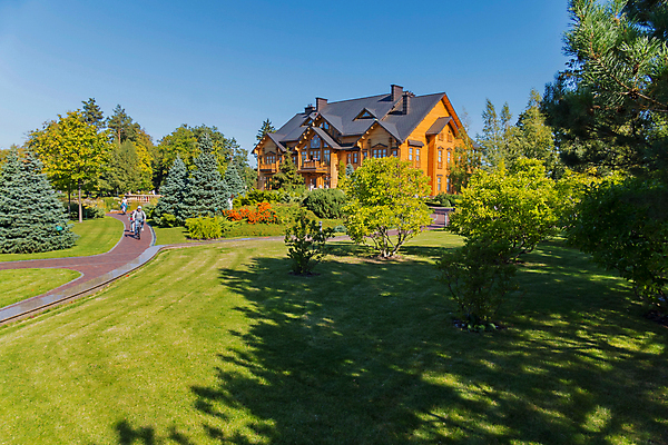포토 JPG 해외이미지 나무 디자인 외관 공원 유럽 길 여행 건축양식 자연 지붕 주택 미술 풍경 사람없음 야외 건물 목재 장식 초록색 여름 문 정원 시골 재산 고급 맨션 시골집 박물관 우크라이나 특별함 해외202004 해외포토 식물 건축물 계절 공공시설 건축 나라 컬러 컨셉 재료 문화예술 금융 생태계 파일형식 이미지허브