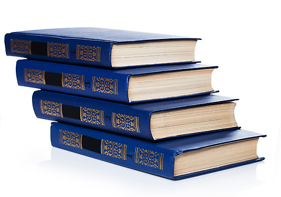 포토 JPG 해외이미지 교육 종이 과학 백그라운드 텍스트 학교 탁자 사람없음 목재 책 파란색 스터디 독서 쌓기 성경 자료 정보 수확 덮개 흰색 역사 클래식 도서관 편지 수집 읽기 오브젝트 교과서 대학교 문서 문학 페이지 양장본 시트 고립 보관소 옛날 출판 해외202004 해외포토 나무 컬러 가구 컨셉 농업 재료 종교용품 모션 교재 학습 뚜껑 저장 파일형식 이미지허브