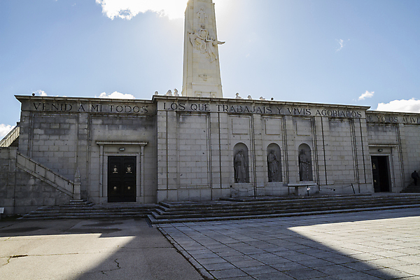 포토 JPG 해외이미지 손 기독교 종교 컨셉 관계 천사 함께함 창조 미술 사람없음 조각상 탑 검은색 성경 희망 터치 천주교 종 도움 영혼 스페인 구출 클래식 닫기 연결 집중 승진 돌봄 르네상스 마드리드 신앙심 헬프 해외202004 해외포토 건축물 감정 유럽 컬러 종교용품 모션 문화예술 신체부위 조형물 파일형식 이미지허브