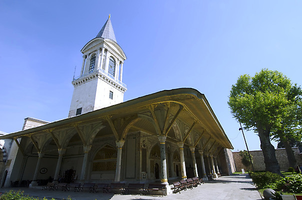 포토 JPG 해외이미지 전통 아시아 문화 여행 건축양식 이스탄불 미술 동양인 사람없음 장식 여행객 궁전 바위 화려 역사 클래식 이슬람교 박물관 모자이크 칠면조 천연기념물 옛날 제국 해외202004 튀르키예 해외포토 건축 나라 종교 컨셉 고건축 조류 문화예술 사람 인종 돌_바위 파일형식 이미지허브