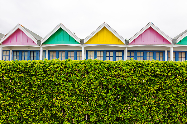 포토 JPG 해외이미지 전통 노년 바다 분홍색 여행 건축양식 휴가 휴식 주택 해변 사람없음 장식 초록색 관광지 노란색 산책로 수확 시골 화려 역사 재산 오두막 은퇴 휴양지 복고 헛간 구식 빅토리아 연금 옛날 파스텔톤 해외202004 해외포토 건축 길 컬러 컨셉 농업 성인 건물 금융 장소 저장고 파일형식 이미지허브