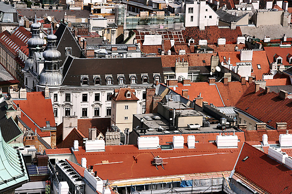 포토 JPG 해외이미지 유럽 여행 건축양식 지붕 주택 안테나 파노라마 사람없음 건물 여름 도시풍경 교회 탑 수확 도시 센터 중세 비엔나 오스트리아 도심 복고 타운 바로크 옛날 해외202004 해외포토 건축물 계절 건축 나라 농업 통신 종교건축 촬영기법 풍경 역사 파일형식 이미지허브