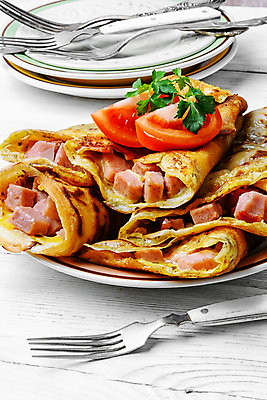 포토 JPG 해외이미지 그릇 음식 치즈 샌드위치 육류 사람없음 노란색 쌓기 식사 버섯 봄 굽기 먹기 흙더미 팬케이크 점심식사 폭식 러시아인 스터핑 크레이프 해외202004 해외포토 서양인 식기 계절 컬러 식재료 모션 디저트 유제품 케이크 흙 구이 파일형식 더미 이미지허브