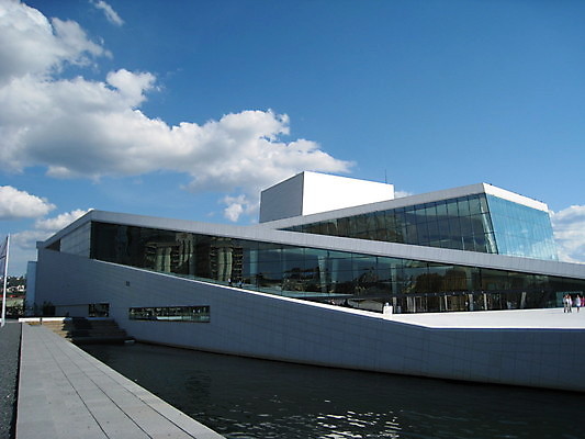 포토 JPG 해외이미지 문화 음악 노래 하늘 노르웨이 미술 사람없음 건물 파란색 흰색 오슬로 오페라 해외202004 해외포토 건축물 유럽 컬러 문화예술 파일형식 이미지허브