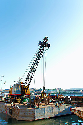 포토 JPG 해외이미지 주간 하늘 사람없음 야외 중장비 조선소 기중기 산업시설 산업현장 해외202004 해외포토 자연요소 산업 산업장비 파일형식 이미지허브