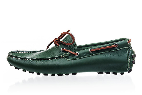 포토 JPG 해외이미지 1 옷 여자 백그라운드 신발 장신구 새로움 사람없음 옆모습 초록색 유행 흰색 우아함 가죽 오브젝트 고립 양발 스타일 해외202004 해외포토 뷰포인트 컬러 컨셉 사람 파일형식 이미지허브