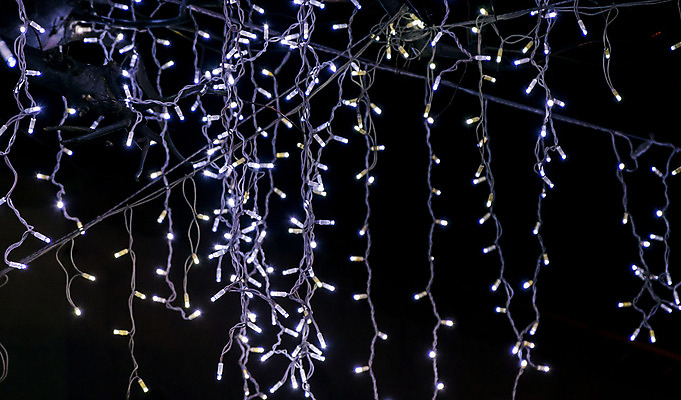 포토 JPG 해외이미지 계절 백그라운드 크리스마스 패턴 전구 추상 휴가 전등 조명 이벤트 사람없음 장식 파란색 빛 우주 보라색 검은색 축제 화환 어둠 램프 축하 점 그룹 야간 소프트포커스 제비꽃 질감 보케 철사 마디 야광 빛망울 광 블러 주도 카피스페이스 효과 해외202004 해외포토 자연요소 기념일 꽃 컬러 컨셉 무늬 촬영기법 공백 예절 파일형식 이미지허브