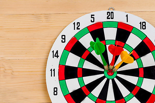 포토 JPG 해외이미지 스포츠 성공 화살 기술 취미 사람없음 경쟁 원형 도박 목표 결심 발사 다트판 다트 황소 날카로움 조준 점수 스파이크 염원 해외202004 해외포토 도형 컨셉 게임 소 파일형식 이미지허브