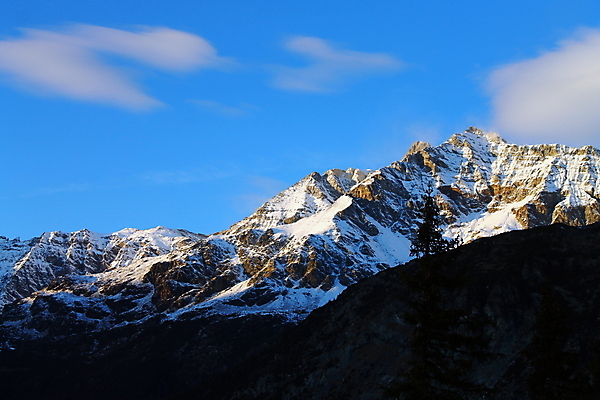 포토 JPG 해외이미지 구름 유럽 겨울 하늘 스키 산 풍경 사람없음 이탈리아 알프스 절정 해외202004 해외포토 자연요소 계절 나라 겨울스포츠 파일형식 이미지허브