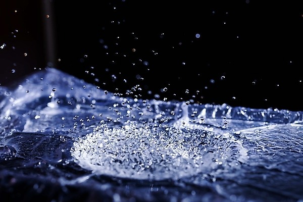 포토 JPG 해외이미지 모양 물결 음료 파도 백그라운드 모션 자연 추상 건강 사람없음 물 파란색 빛 환경 냉동 검은색 거품 젖음 흐름 에너지 추위 흰색 신선 원형 투명 액체 붓기 떨어짐 빨래 매끈함 시원함 빗방울 순수 역동적 고립 스플래쉬 완전 해외202004 해외포토 자연요소 도형 바다 컬러 컨셉 가사 무늬 감각 비_날씨 생태계 파일형식 이미지허브