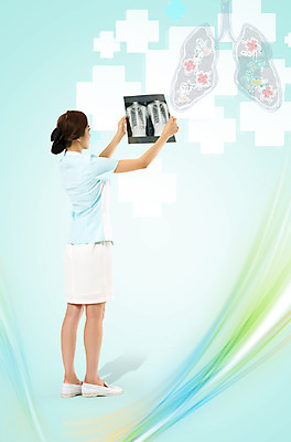 전신 PSD 편집이미지 여자 의학 엑스레이 건강 한명 서기 들기 20대 성인 뒷모습 한국인 간호사 허파 성인여자한명만 이미지편집 1 뷰포인트 모션 사람 동양인 청년 의료진 호흡기관 여자한명만 성인여자만 파일형식