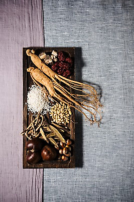 포토 JPG 스튜디오촬영 한식 식재료 실내 건강 사람없음 여름 쌀 인삼 밤 대추 보양식 잣 은행열매 국내포토 계절 열매 음식 곡류 내부 견과류 삼 몸보신 파일형식