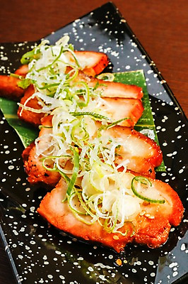 포토 JPG 접시 음식 육류 근접촬영 사람없음 슬라이스 파 일본음식 국내포토 식기 뷰포인트 채소 식재료 파일형식