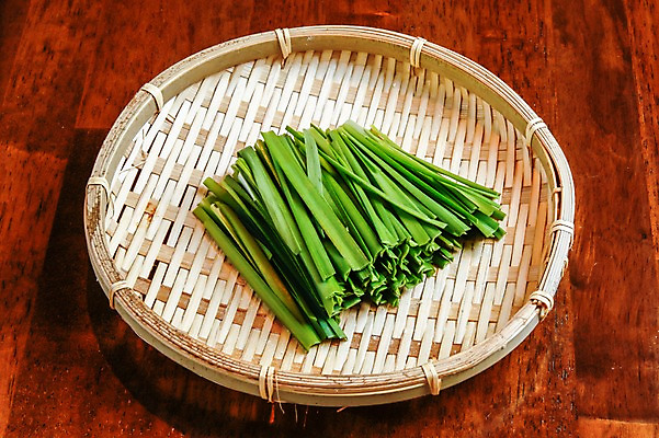 포토 JPG 음식 식재료 사람없음 광주리 부추 국내포토 채소 바구니 파일형식